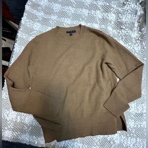 Women’s tobacco long sleeve sweater